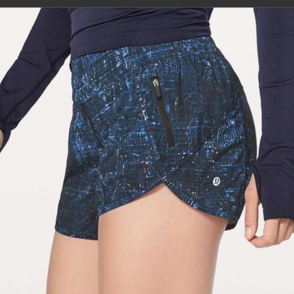 Lululemon tracker shorts